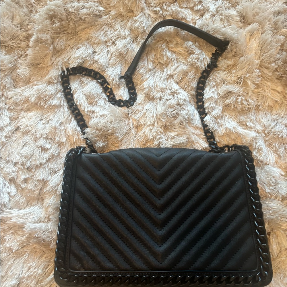 *****SOLD*****Aldo Black Chevron Chain Shoulder Bag